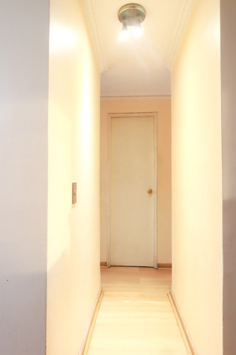Luis Uribe, Ñuñoa 3d,2b,estacionamiento