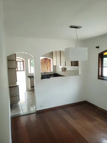 Linda Casa Com 4 Quartos Ao Lado Do Horto Florestal. 250m2