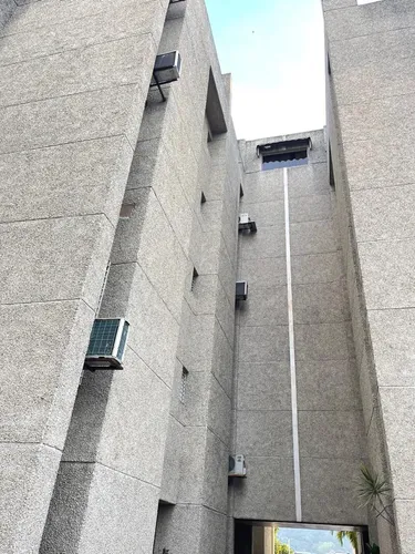 Apartamento En Venta. La Tahona.