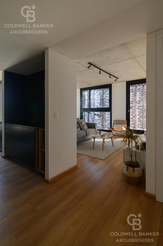 Apartamento De 2 Dormitorios En Venta Con Renta En Centro