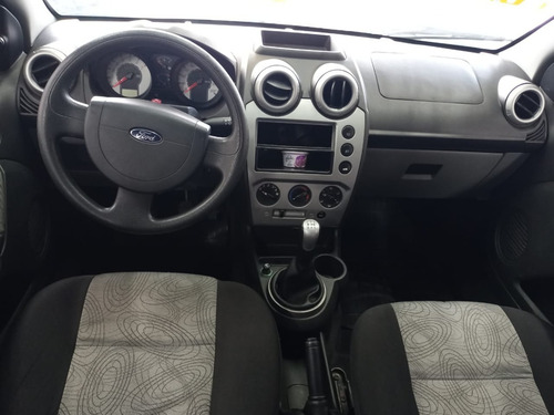 Fiesta Sedan 1.6 Flex Completo 2010