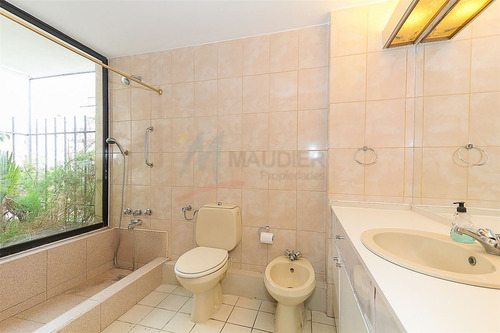 Departamento En Venta De 3 Dorm. En Las Condes