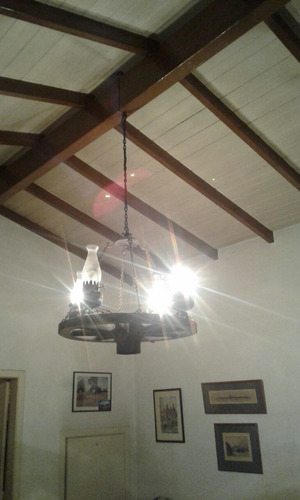 Imagen 2 de 14 de Venta De Chalet Sobre Amplio Lote En Adrogué. Nuevas Condici