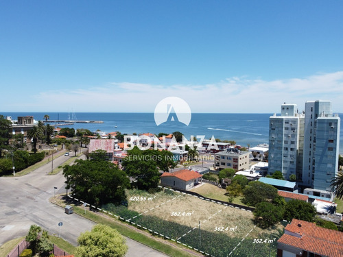 Imagen 3 de 6 de Terreno En Venta, Piriápolis, Centro, 1500m², A 200 M De La Playa Y Rambla