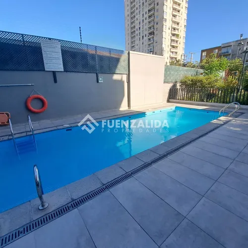 Departamento Seminuevo En Venta De 2d/1b Metro Lo Ovalle