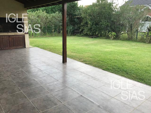 Casa En Cul De Sac En Venta Barrio Las Glorietas, Nordelta