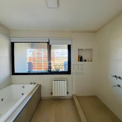 Venta Casa En Tejas 4, 3 Dormitorios, 3 Baños