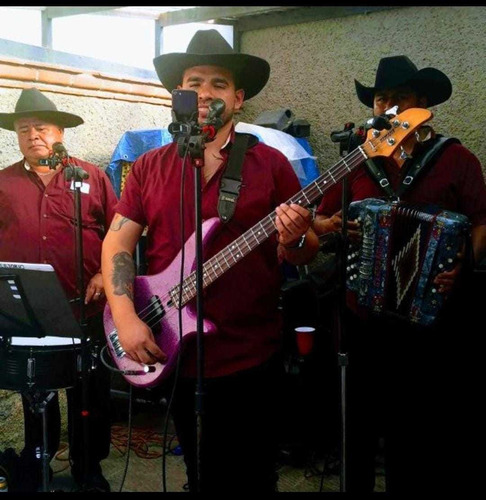 Imagen 1 de 1 de Norteño Clásico Para Tus Eventos