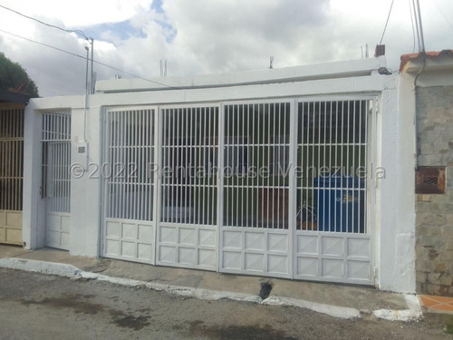 Imagen 25 de 30 de Casa En Venta En La Piedad De Cabudare Con Techo De Plata Banda Con Opción A Un Segundo Nivel Gabriela. C #23-4244