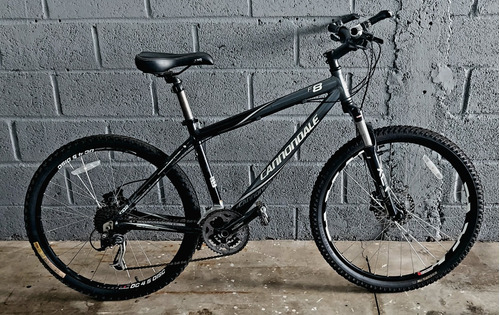 Bicicleta Cannondale F8 Aro 26