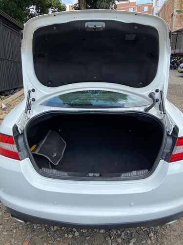 Jaguar Xf Luxury