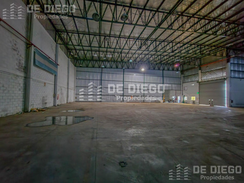 Depositoedificio Local Comercial En Alquiler 4200 M2 - William Morris Hurlingham
