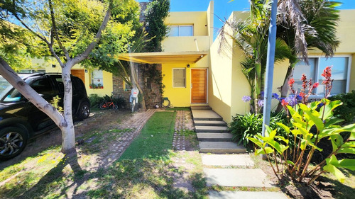 Casa 3 Ambientes En Venta En Monte Grande