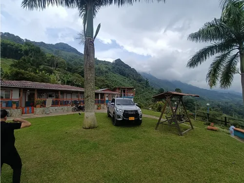 Se Vende Finca Chalet En Calarcá - Quindío