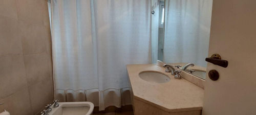 Imagen 16 de 21 de Venta - 3 Amb. Y Escritorio - Coch. - Cerrito 1500 - Retiro