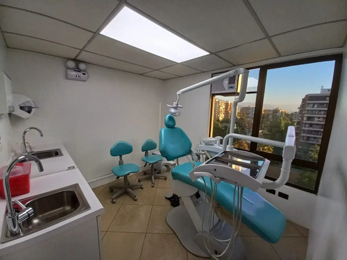 Arriendo Mensual De Un Box En Clínica Dental