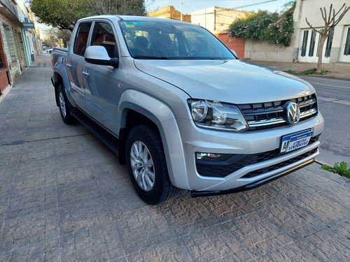 Imagen 3 de 15 de Volkswagen Amarok 2.0 Cd Tdi 180cv Comfortline At 2017