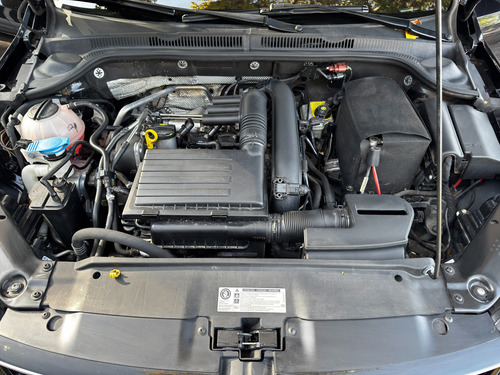 Volkswagen Vento 1.4 Highline 150cv At