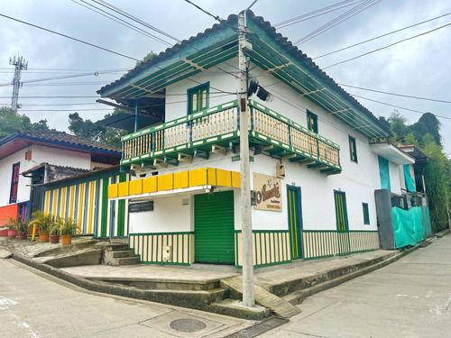 Se Vende Casa En Salento Casco Urbano A Puerta Cerrada