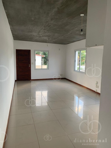 Imagen 4 de 20 de Punta Del Este, Apartamento En Pinares Con Estufa Y Parrillero Propio.- Ref: 54557