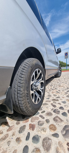 Hyundai H1 2.5 Premium 1 Mt