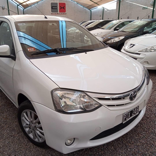 Toyota Etios 1.5 Sedan Xls 2015