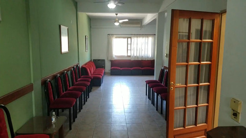 Imagen 16 de 30 de Excelente Inmueble, Actualmente Cochería ( Opcional )