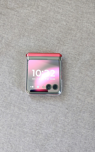 Motorola Razr 40 Ultra 256gb Viva Magenta 12 Gb Ram (Usado)
