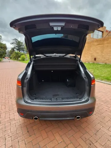 Jaguar F-PACE 3.0 R-sport