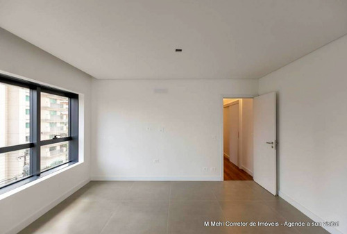 Imagem 15 de 30 de Apartamento Com 4 Dormitórios À Venda Com 378.53m² Por R$ 3.199.000,00 No Bairro Cabral - Curitiba / Pr - M2ca-arbo2