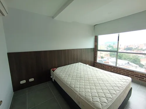 Arriendo Apartaestudio En Laureles