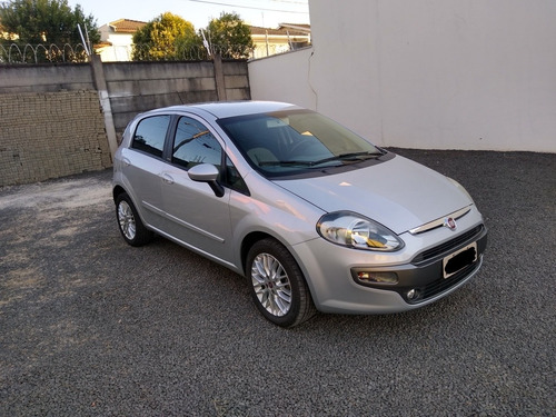 Imagem 2 de 12 de Fiat Punto 2013 1.6 16v Essence Flex 5p