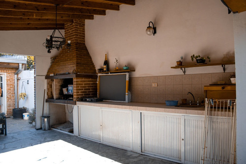 Imagen 5 de 21 de Casa En Venta De 2 Dormitorios En La Plata