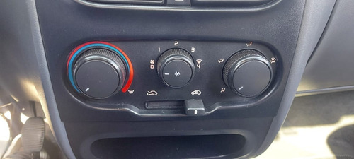 Imagem 12 de 14 de Fiat - Strada 1.4 Mpi Hard Working Cs 8v