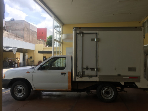 Imagen 6 de 8 de Nissan Np300 Chasis Cabina Con Caja Refrigerada