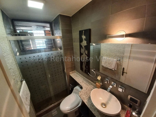 Venta Apartamento Chacaito Mls 24-23021