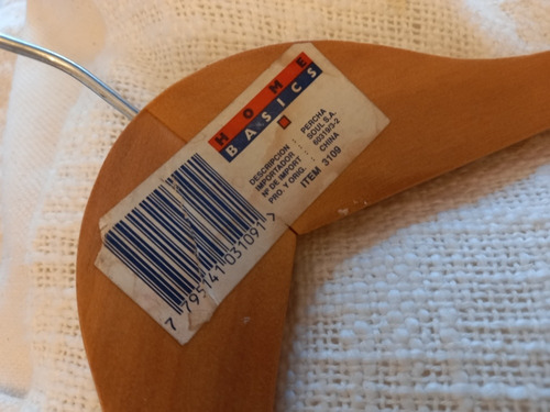 6 Perchas Madera Usadas C Fuelle P Colgar Vestidos. Pcio X 6 (Usado)