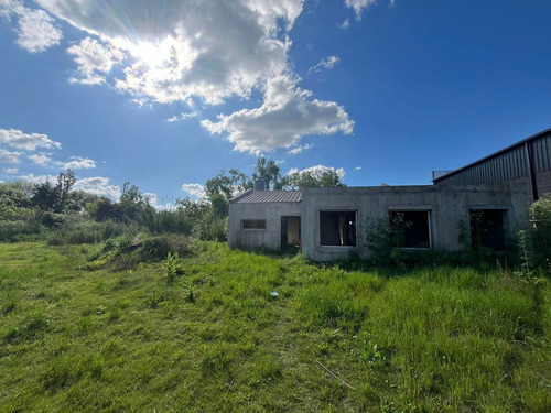Venta Casa A Terminar 1500m Pilar Evalúa Permuta