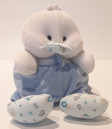 Imagen 2 de 5 de Peluche Pato Con Ropita 28cm