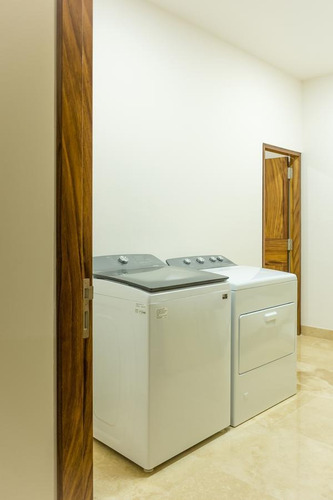 Imagen 18 de 30 de Departamento En Venta - Cancún Centro