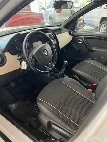 Imagen 8 de 23 de Renault Duster 2018 1.6 Ph2 4x4 Dakar 110cv