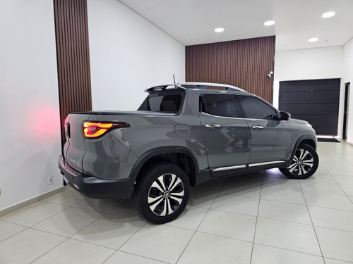 Fiat Toro 2.0 16V TURBO DIESEL VOLCANO 4WD AT9