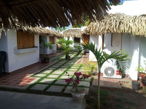 Imagen 2 de 14 de 423627 Anthony Marquez 04244338703 Venta Hotel Chichiriviche
