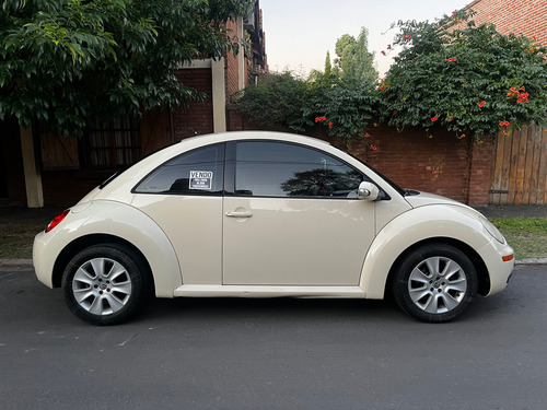 Volkswagen New Beetle 2.0 Luxury