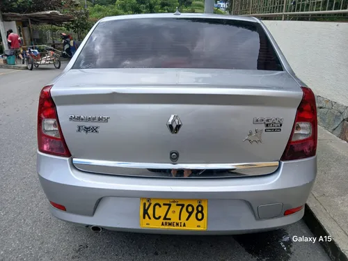 Renault Logan 1.6 Dynamique Fii