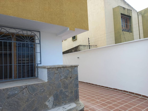 Imagen 4 de 27 de Casa En Alquiler Trigal Norte Valencia Calle Cerrada