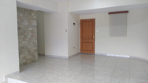 Imagen 5 de 14 de Apartamento En Venta Urb. Andrés Bello 0412-8887550