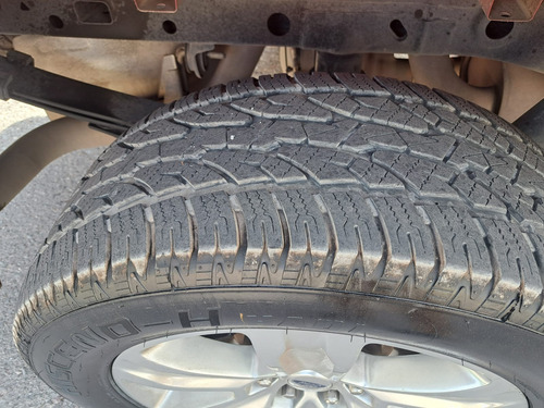 73milkm,rojo Rubí Metalico,4x4,piel,quema Cocos, Excelente C