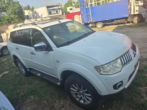 Montero Sport Color Blanco 2011 Sun&sound 4x4