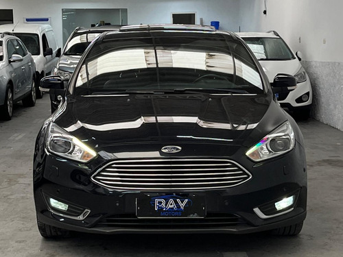 Ford Focus Fastback 2.0 Titanium Flex Powershift 4p